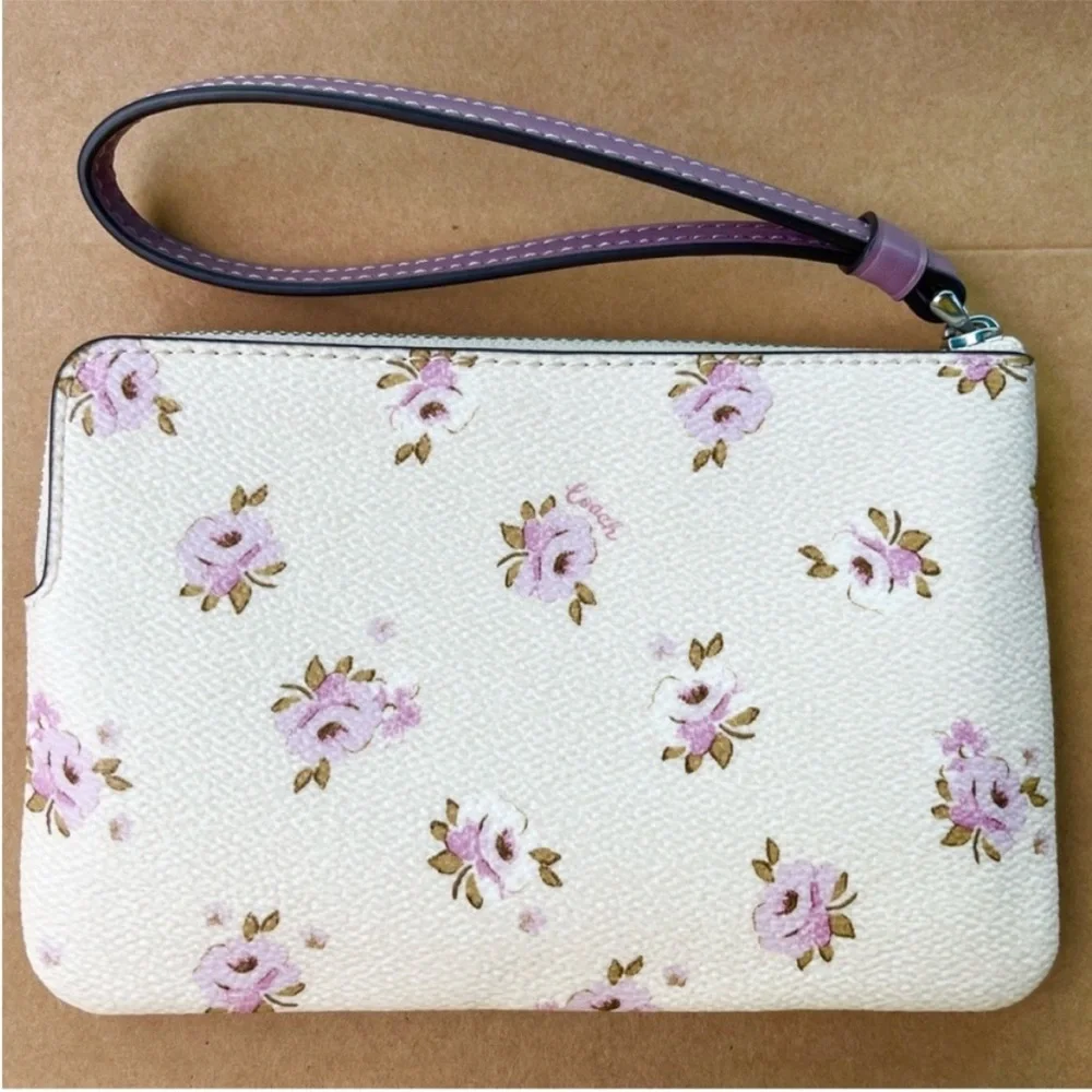 Coach Corner Zip Wristlet With Floral Print # CAL72 - Picture 4 of 6